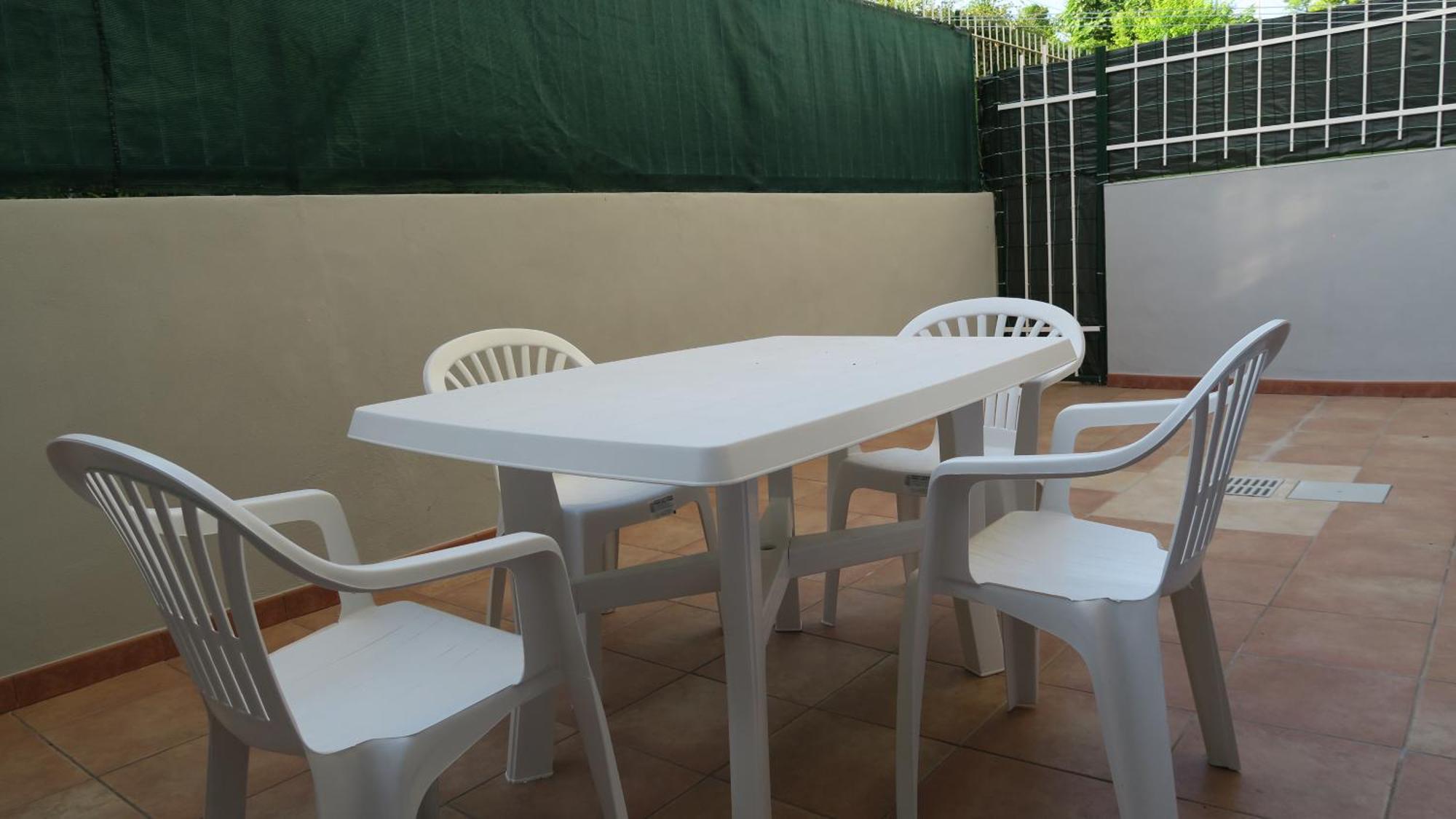 Karina, To The Beach With Terrace And Private Parking Savona Exterior foto
